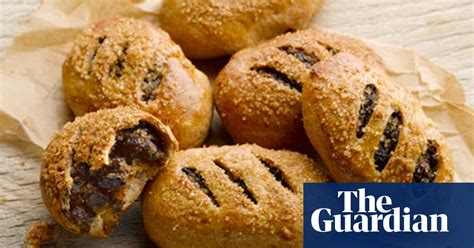 dan-lepards-recipes-for-eccles-cakes-and-banbury-cakes image