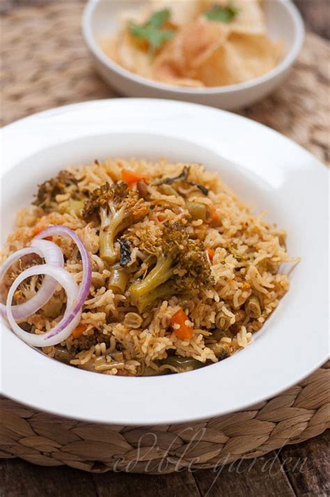 easy-vegetable-biryani-recipe-rice-cooker-method image