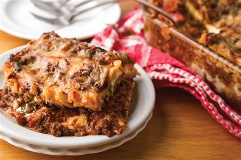 venison-lasagna-recipe-how-to-make-lasagna-hank image