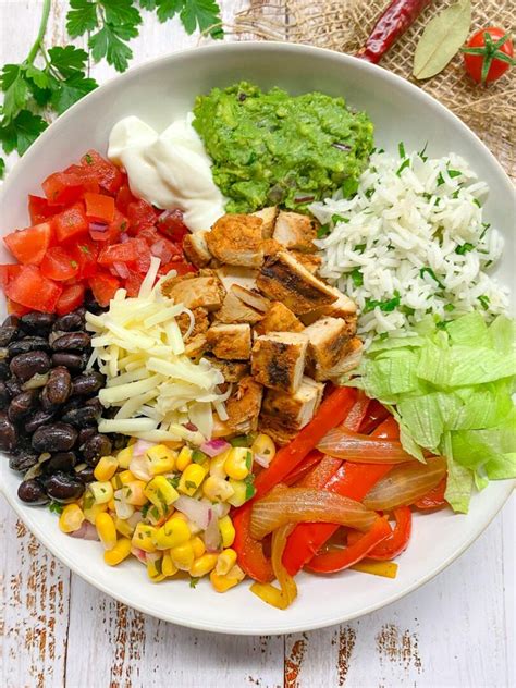 chipotle-burrito-bowls-copycat-recipe-fed-by-sab image