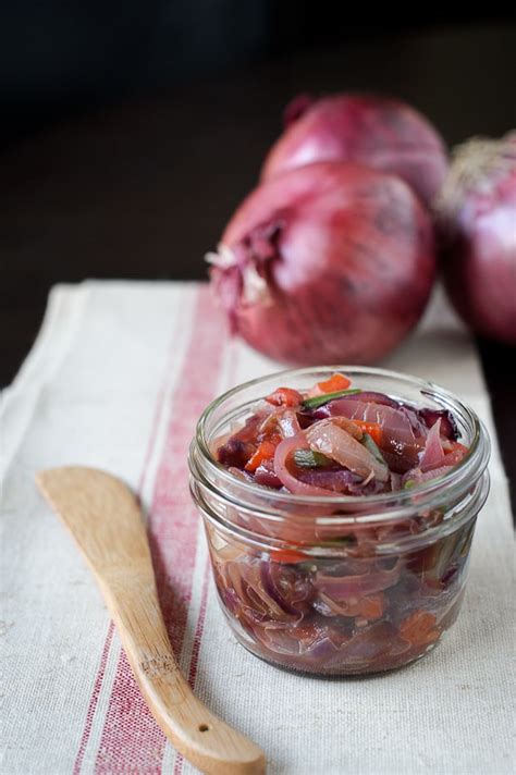 simple-sundays-rustic-red-onion-relish-kitchen-confidante image