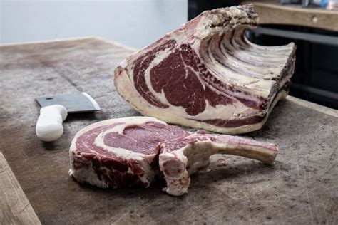 how-to-cook-a-tomahawk-ribeye-steak-fine-dining-lovers image