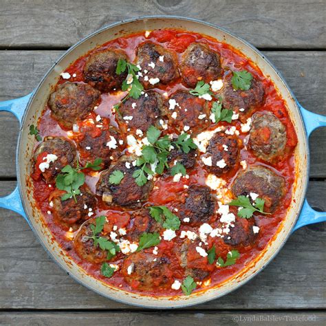 braised-lamb-meatballs-with-roasted-red-pepper image