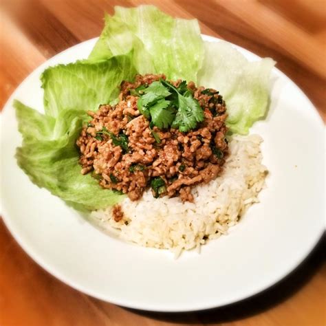 thai-pork-mince-lettuce-cups-skinny-kitchen-secrets image
