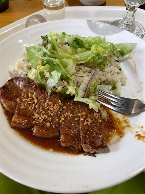 steak-with-japanese-garlic-steak-sauce-recipetin-japan image