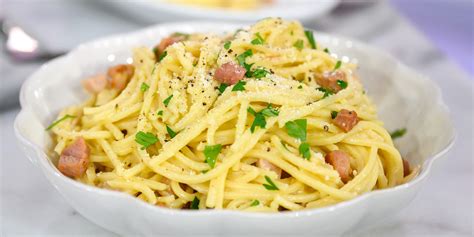 spaghetti-carbonara-with-ham-recipe-todaycom image