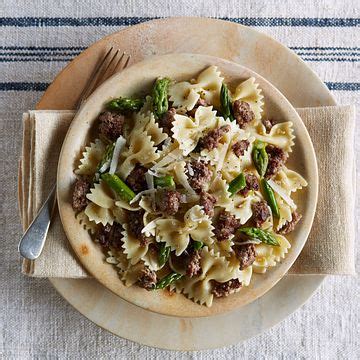 beef-asparagus-pasta-toss-beef-its image