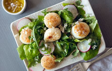 recipe-arugula-salad-with-seared-scallops-whole-foods image