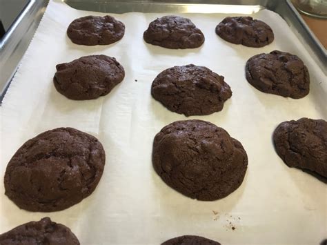 hersheys-deep-dark-chocolate-cookies-in-dianes image
