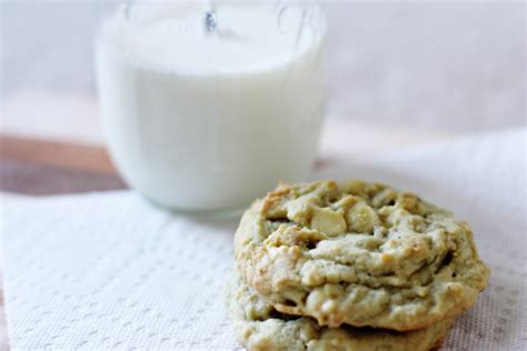 pistachio-white-chocolate-chip-cookies-cook-nourish image
