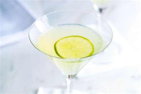 how-to-make-a-vodka-gimlet-from-scratch-inspired-taste image