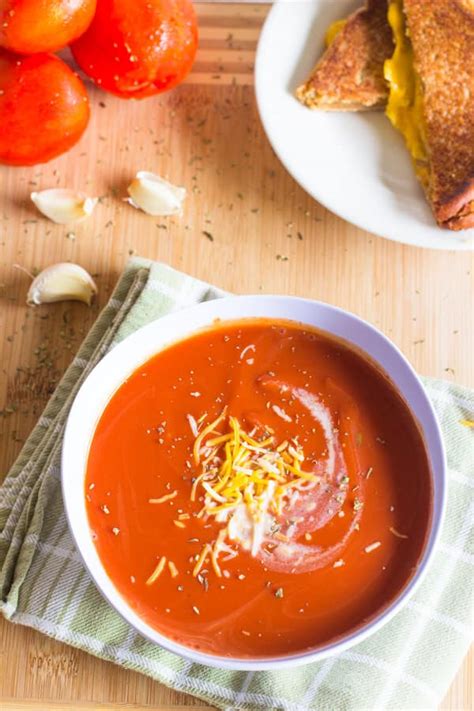 slow-cooker-tomato-basil-soup-julies-eats-treats image