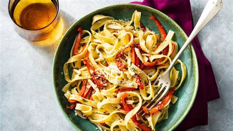 pasta-con-pepperoncini-giant-food-store image