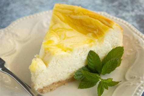 lemon-swirl-cheesecake-recipe-mindees-cooking image