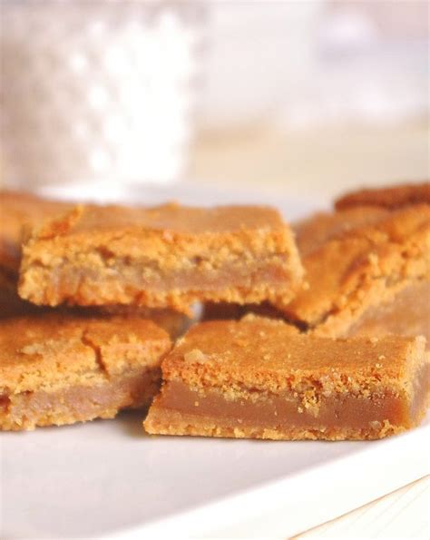 simple-blonde-brownies-cookie-dessert-bars image