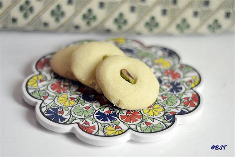 ghorayeba-arab-shortbread-cookies-the-big-sweet image
