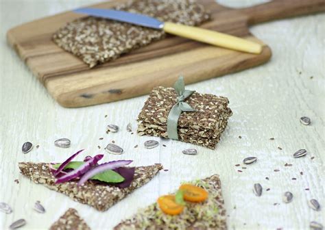 simplest-raw-flax-cracker-recipe-the-rawtarian image