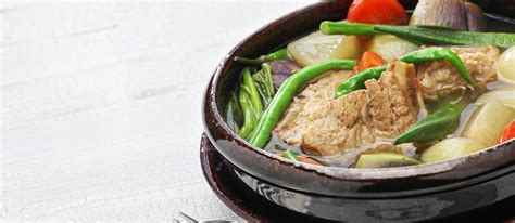 sinigang-traditional-vegetable-soup-from-philippines image