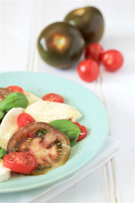 tomato-mozzarella-and-basil-salad-food-i-fancy image