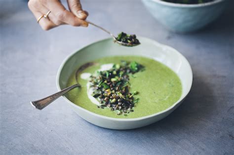asparagus-fennel-spinach-soup-green-kitchen image