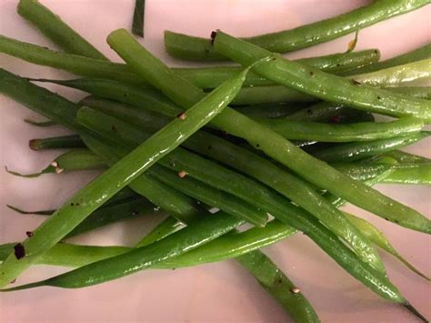 sauted-haricots-verts-a-food-lovers-blog image