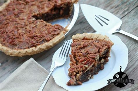 the-best-southern-pecan-pie-southern-bite image
