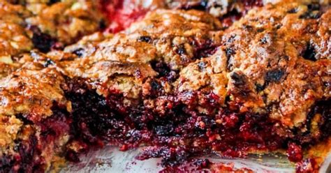 mixed-berry-dump-cake-5-ingredients-no-butter-savor image