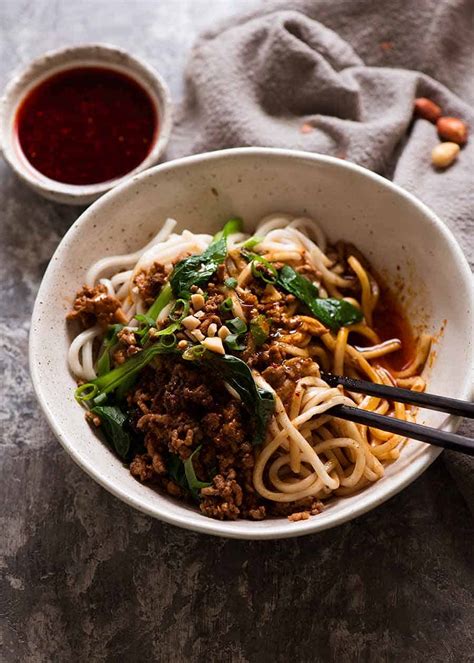 dan-dan-noodles-spicy-sichuan-noodles-recipetin image