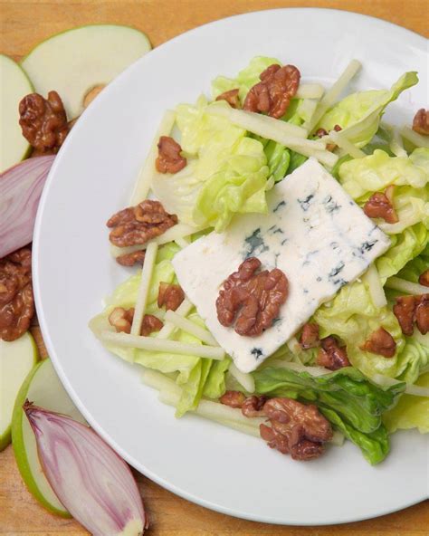 butter-lettuce-salad-with-honey-walnuts-blue image
