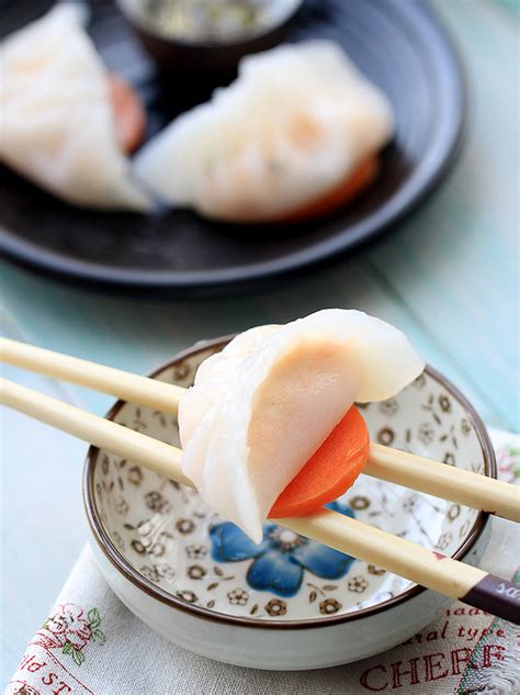 dim-sum-shrimp-dumpling-har-gow-china-sichuan image