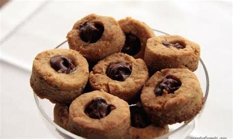 brown-sugar-cinnamon-pastries-with-cocoa-hazelnut image