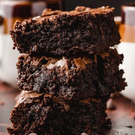 easy-one-pot-fudge-brownies-neighborfood image