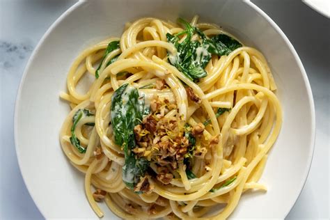 spinach-pasta-with-lemon-cream-sauce-kitchn image