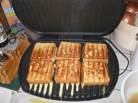 how-to-make-a-perfect-grilled-cheese-on-a-george image