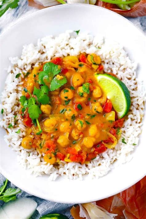 chickpea-curry-with-coconut-milk-and-tomato-vegan image