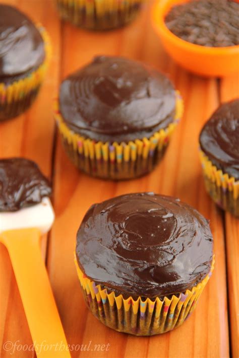skinny-double-dark-chocolate-cupcakes-amys image