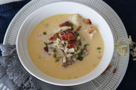 keto-cheeseburger-soup-with-bacon-delightfully-low image
