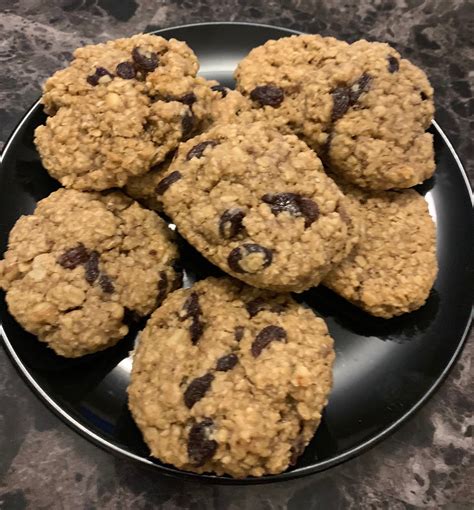 costco-connection-maple-oatmeal-cookie-recipe-and image