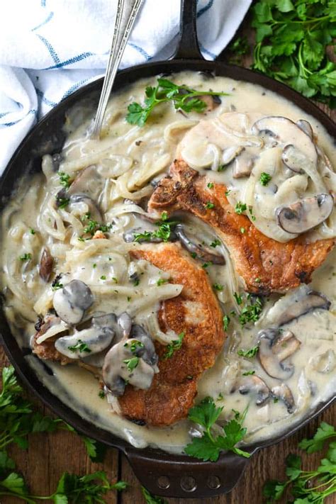 smothered-pork-chops-and-gravy-the-seasoned-mom image