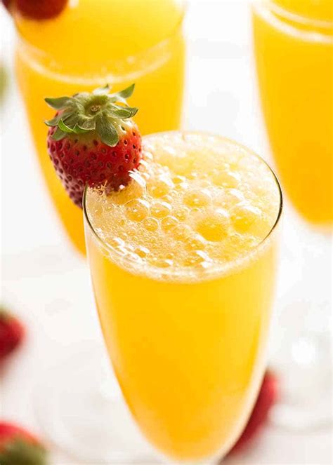 how-to-make-mimosas-champagne-cocktail image