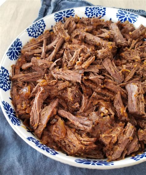best-mexican-shredded-beef-slow-cooker-amanda image