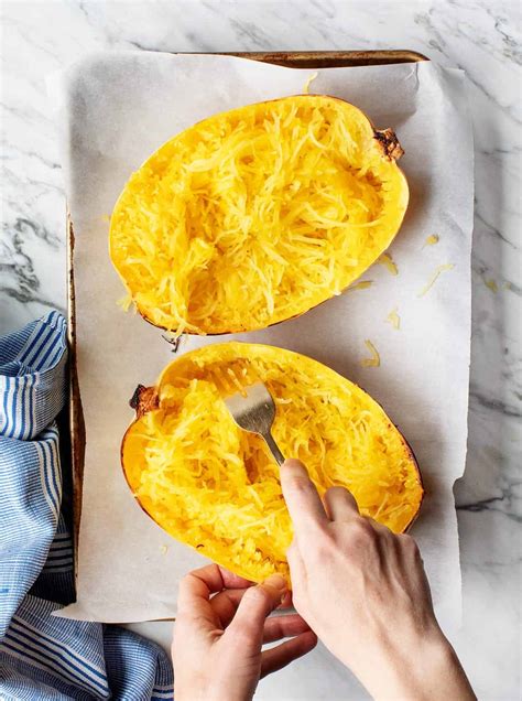 how-to-cook-spaghetti-squash-recipes-by-love-and image