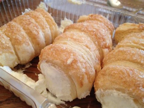 homemade-creme-horns-or-are-they-cream-horns image