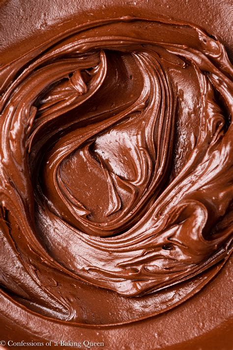 chocolate-frosting-confessions-of-a-baking-queen image