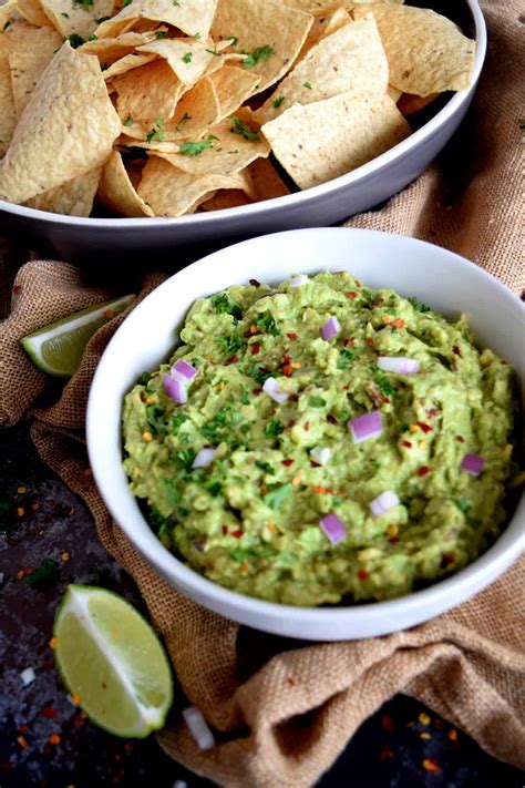 guacamole-for-cilantro-haters-lord-byrons-kitchen image