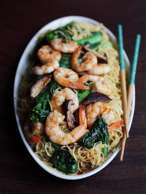 quick-shrimp-lo-mein-recipe-ching-he-huang image