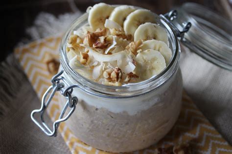 banana-coconut-cream-pie-overnight-oats-dishing image