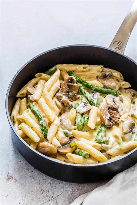 mushroom-asparagus-pasta-recipes-from-a-pantry image