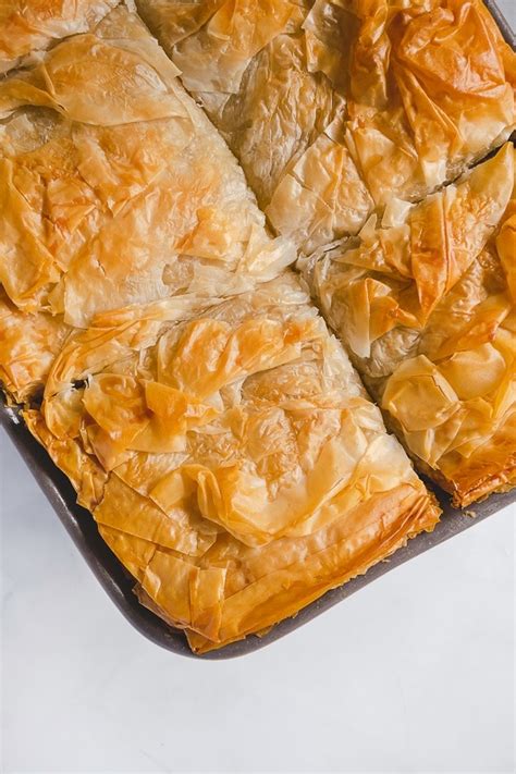 vegan-spanakopita-spinach-pie-from-the-comfort-of image