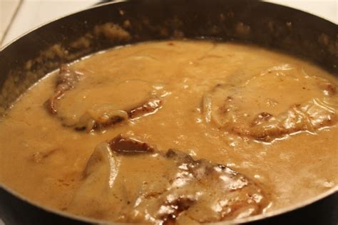 easy-smothered-pork-chops-recipe-soul-food-website image